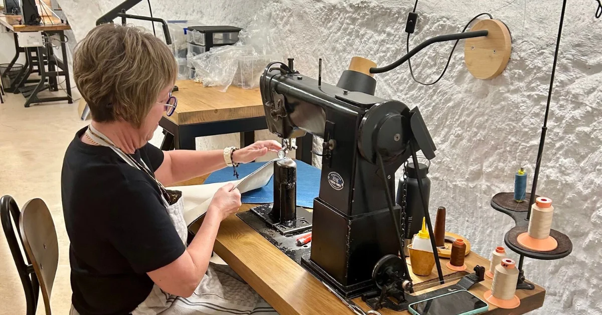 handmade leather bags ansa per ansa workshop in spain